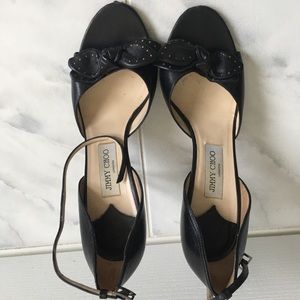 Selling a pair of Jimmy Choos size 10